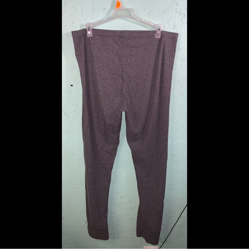 Gray Ribbed Leggings - Picture 6 of 6